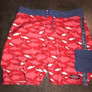 Vineyard Vines Board Short Size 33